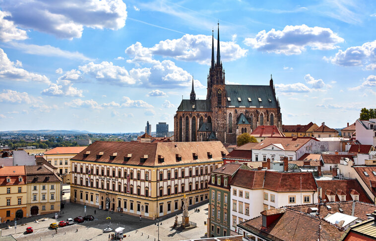 CrossPark systém v office centru Vlněna